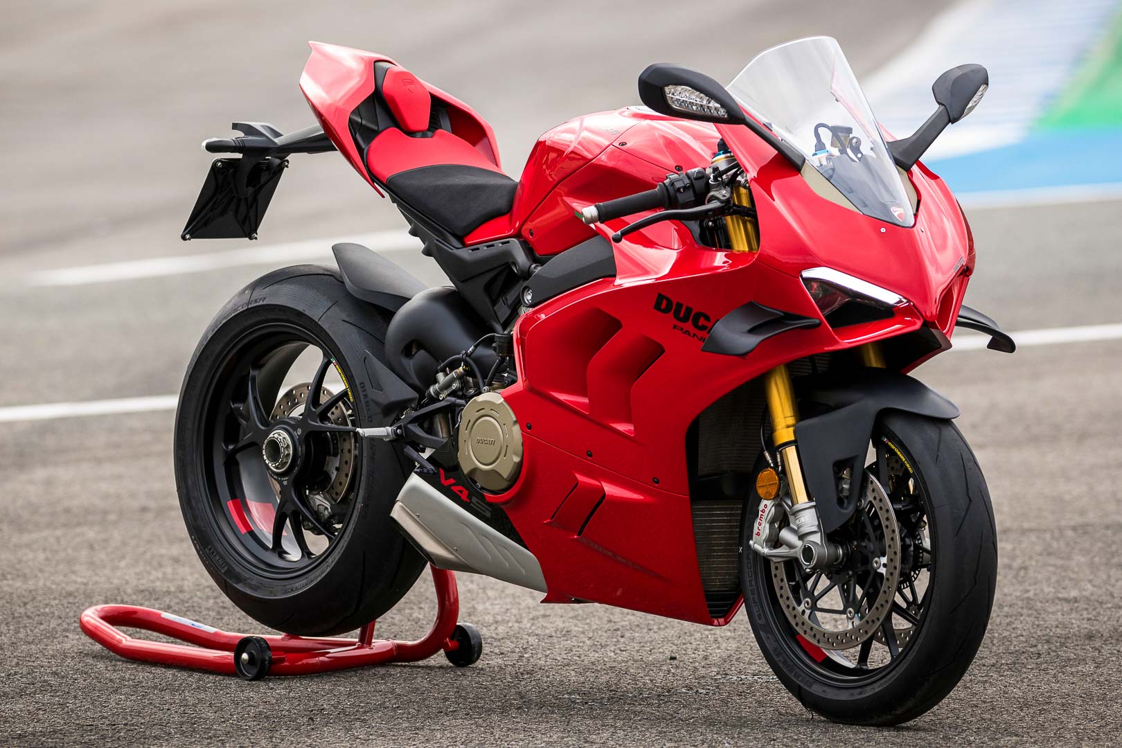 Ducati-Panigale-V4-y-V4-S-2023
